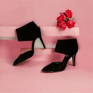 Aldo Black Suede Heels 👠